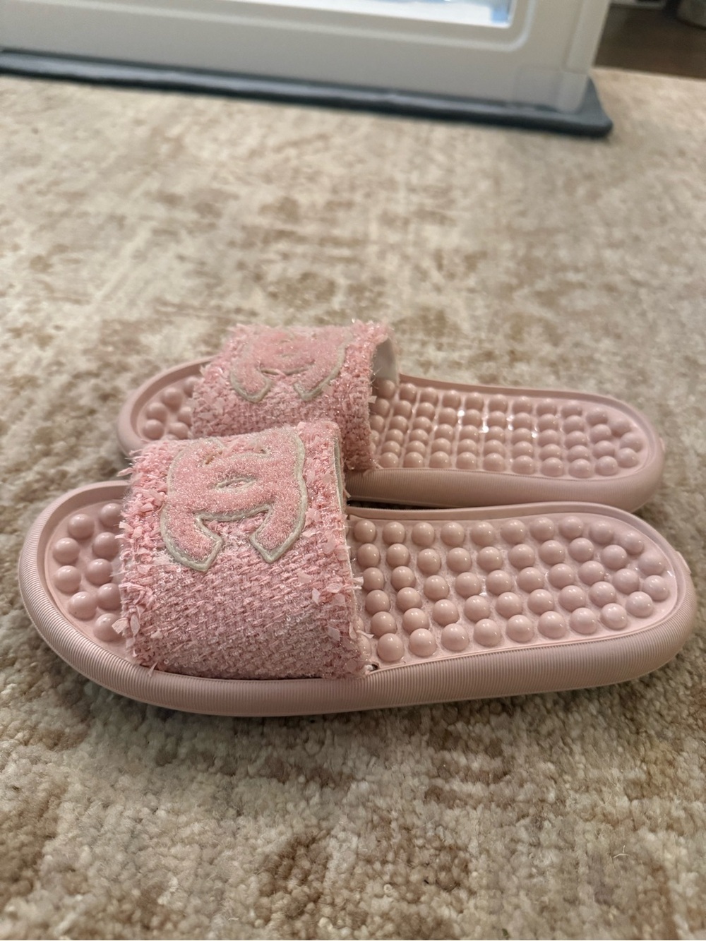 Pink Chanel Slides - Picture 5 of 5